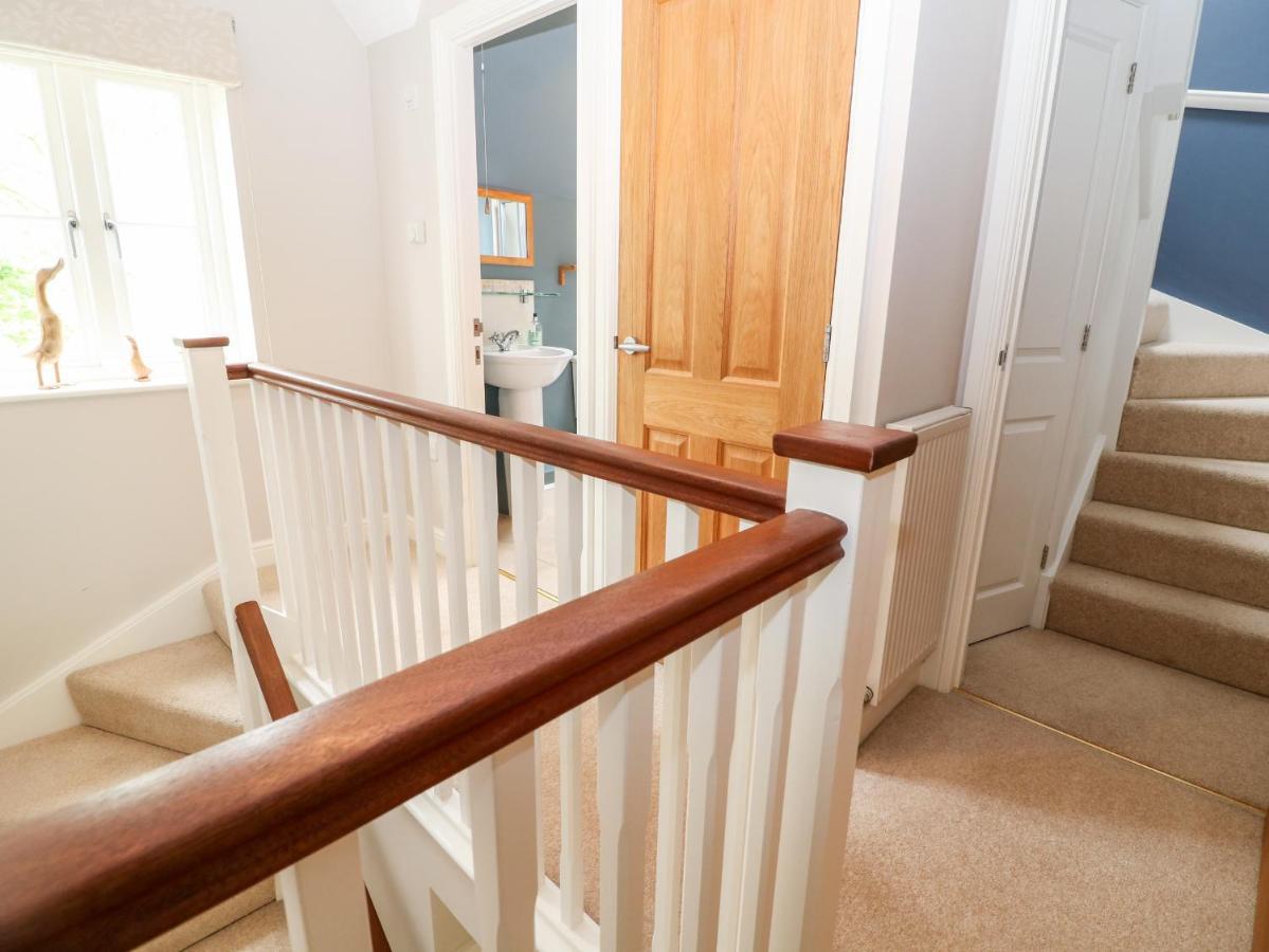 3 Painters Field Villa Cirencester Bagian luar foto