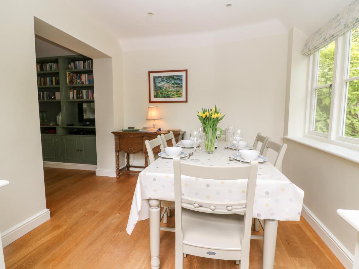 3 Painters Field Villa Cirencester Bagian luar foto