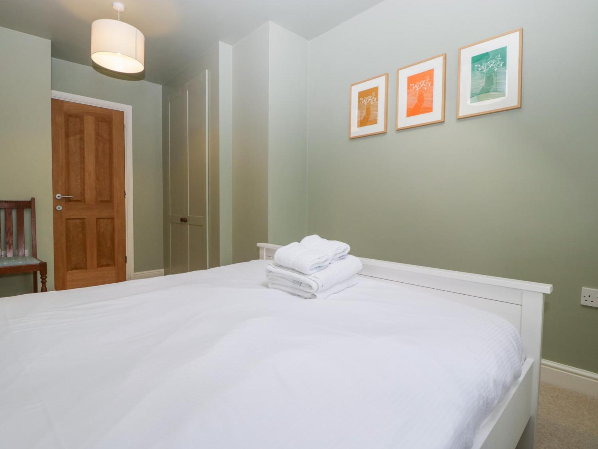 3 Painters Field Villa Cirencester Bagian luar foto